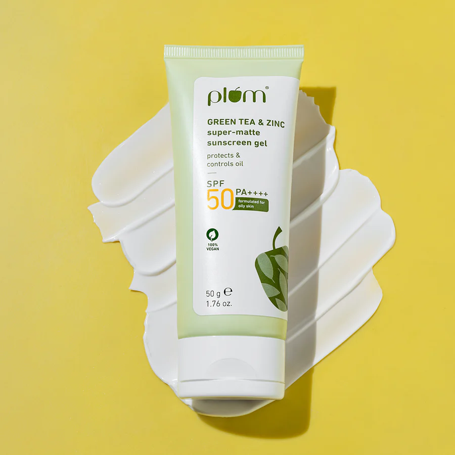 1_1a0e8f13-dfdf-4bfc-acf1-be469db84946.webp Green Tea & Zinc Super-Matte SPF 50 Sunscreen Gel for Oily Skin - 50g - Image 1