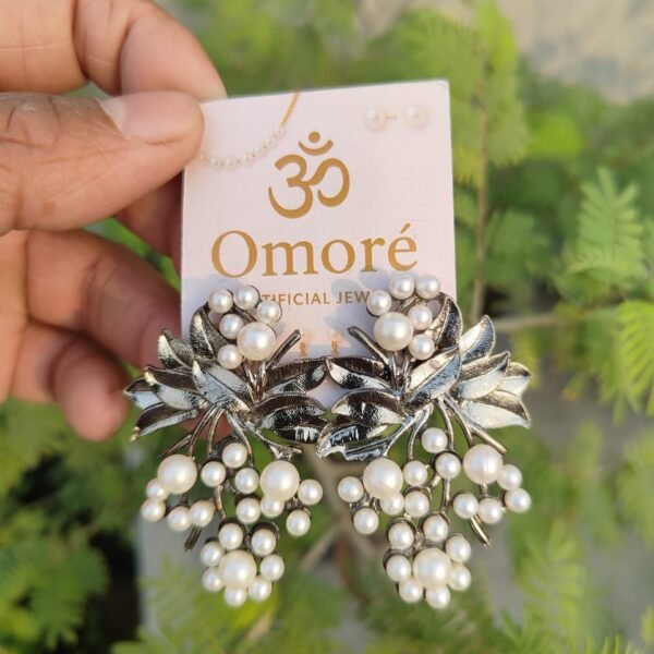 Omoré Silver Leaf & Faux Pearl Cluster Earrings – Handcrafted, Vegan & Cruelty-Free Artificial Jewelry