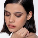 Longwear Brightening Eyeshadow Stick - Image 10