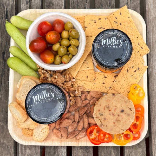 Standard Diwali Cheese Platter (Serves 5)